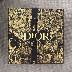 Dior gift box